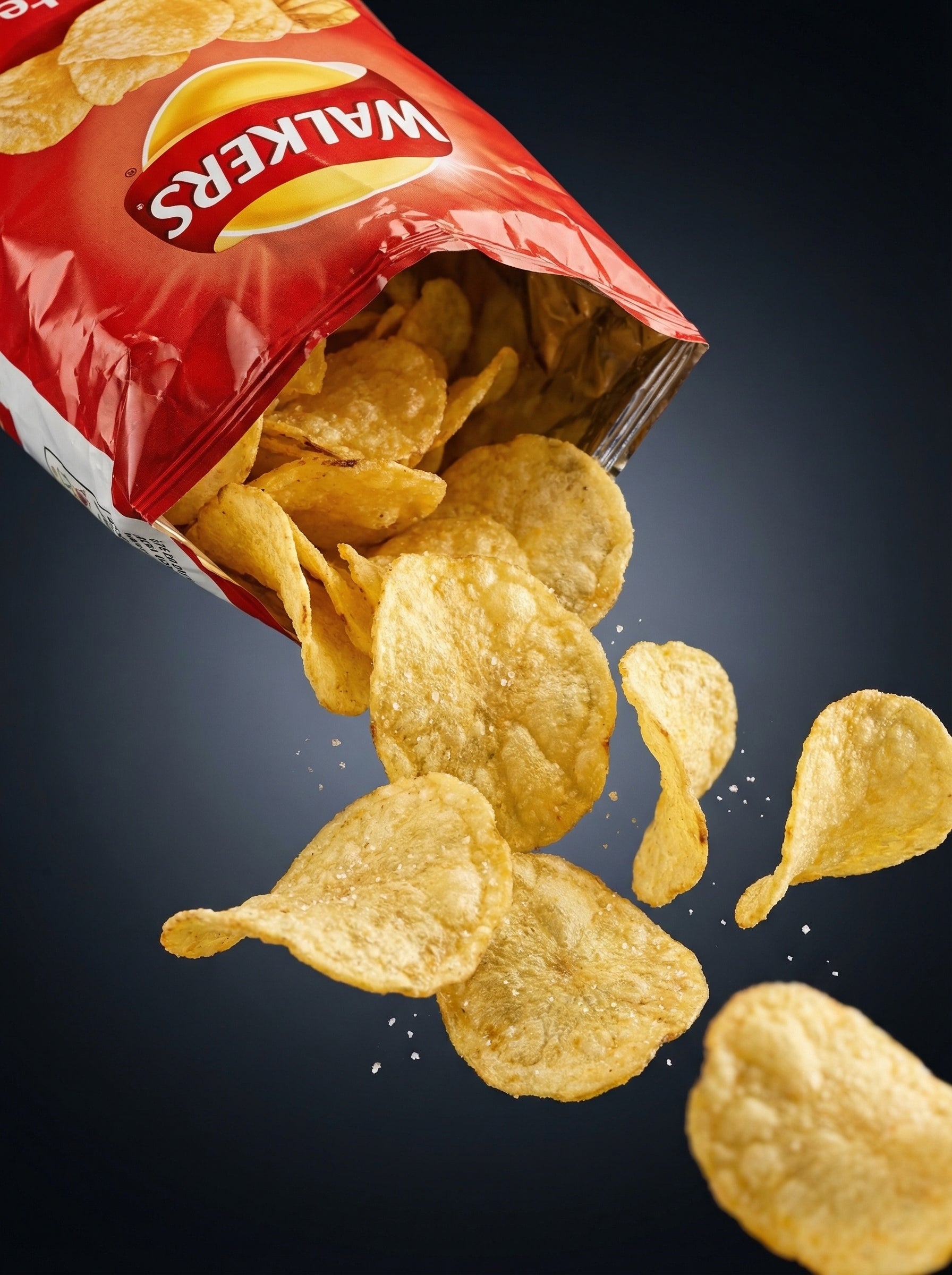 Walkers Crisps 32.5g (Ready Salted / Cheese & Onion)